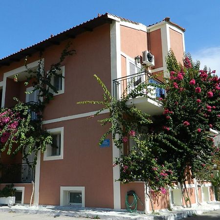 איה אפימיה Konstantinos Apartments מראה חיצוני תמונה