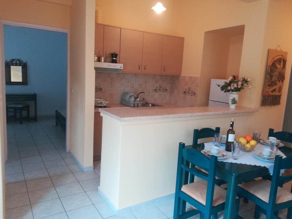 איה אפימיה Konstantinos Apartments מראה חיצוני תמונה