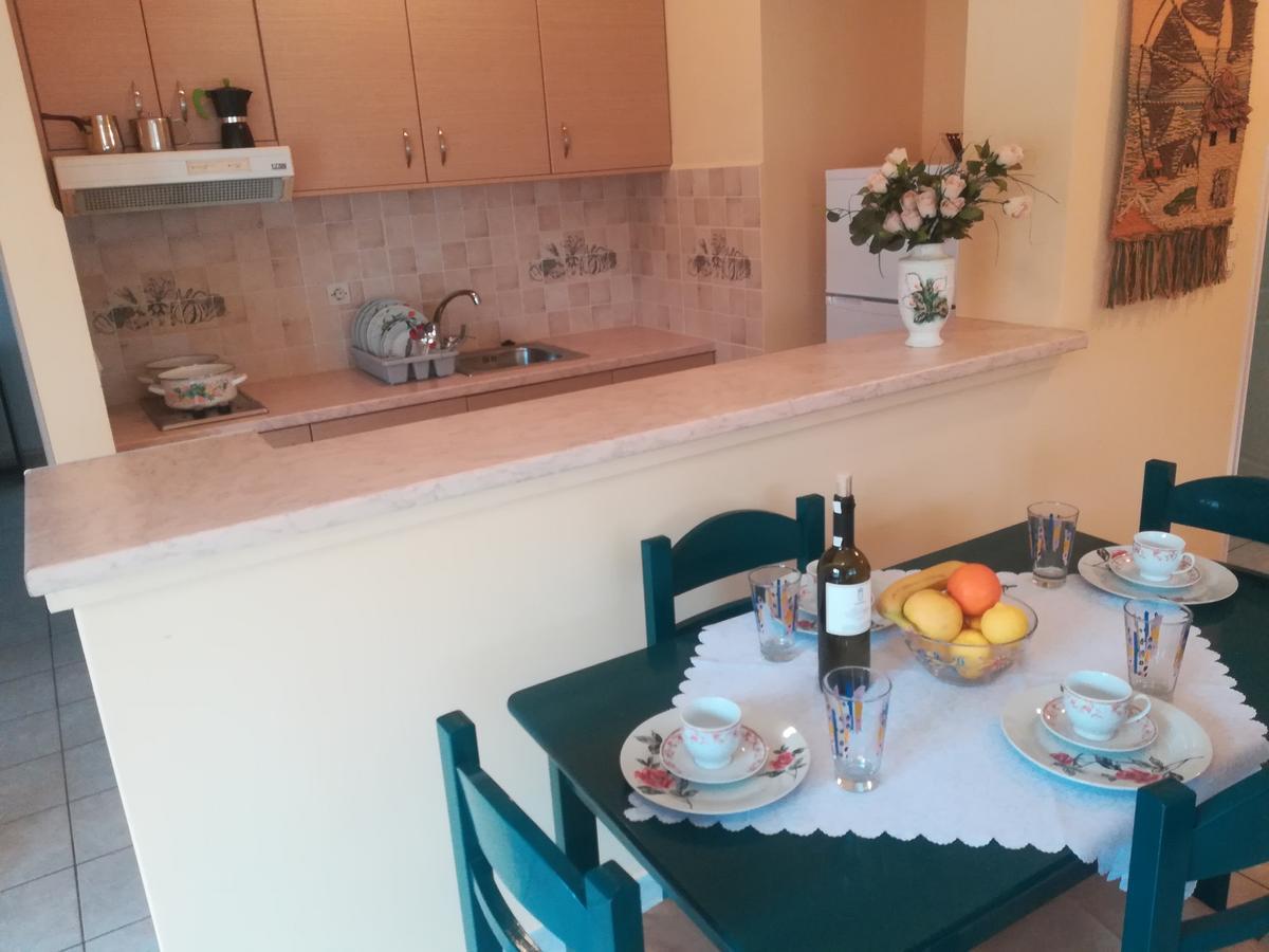 איה אפימיה Konstantinos Apartments מראה חיצוני תמונה