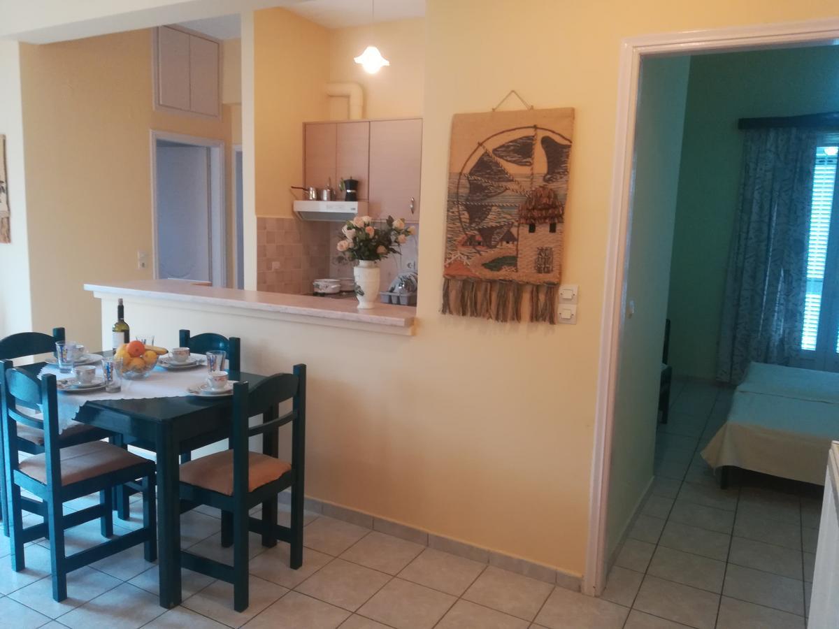 איה אפימיה Konstantinos Apartments מראה חיצוני תמונה