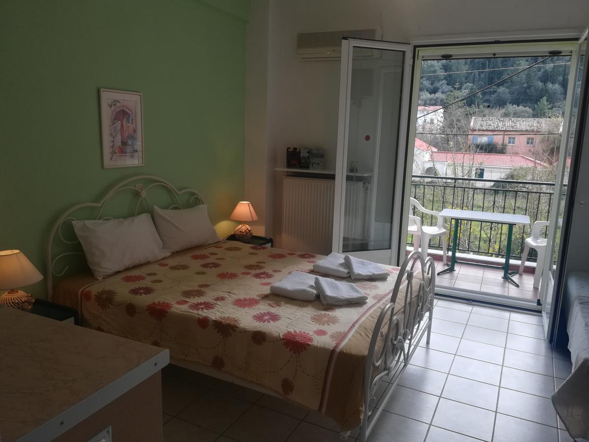 איה אפימיה Konstantinos Apartments מראה חיצוני תמונה